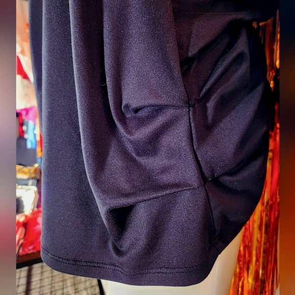 Luxology Large Black Tied Top - Picture 4 of 4